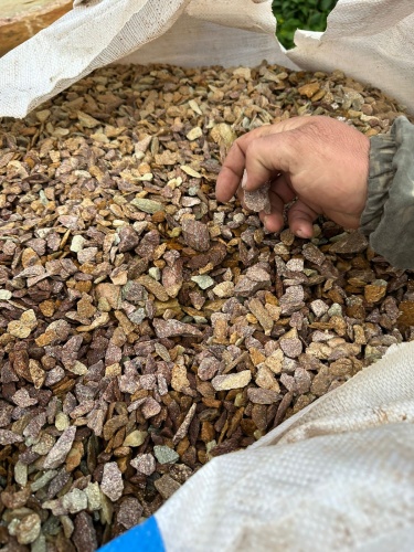 Златолит персиковый декоративная каменная крошка купить в Катав-Ивановске