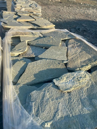 Плитняк златолит зелёный для цоколя, отмостки купить в Катав-Ивановске