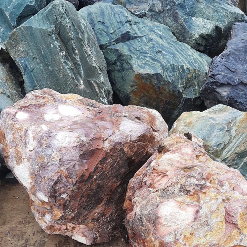 Ландшафтные глыбы красно-фиолетовые 200-1000 килограмм купить в Катав-Ивановске