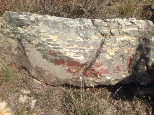 Гигантские зелёные валуны для ландшафтного дизайна весом более 5 тонн купить в Катав-Ивановске