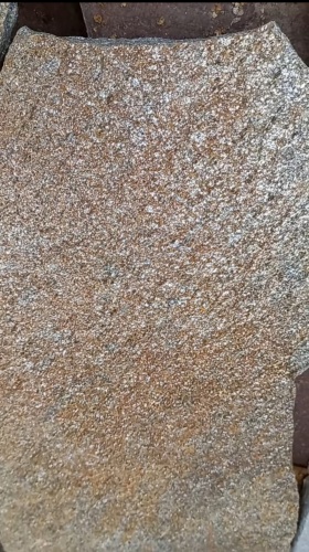 Плитняк златолит серебристый для цоколя, отмостки купить в Катав-Ивановске