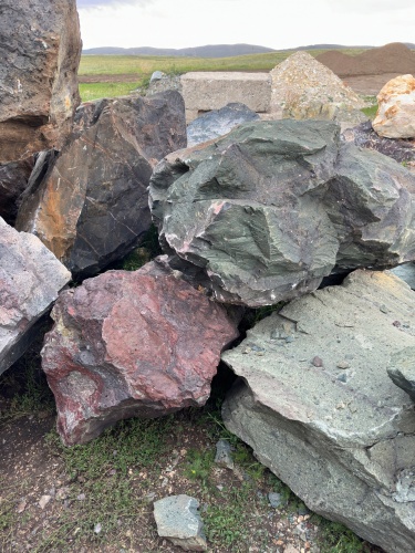 Камни для ландшафтного дизайна зелёные 10-60 килограмм купить в Катав-Ивановске