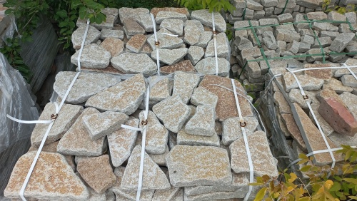 Гранитный плитняк галтованный для парковки купить в Катав-Ивановске