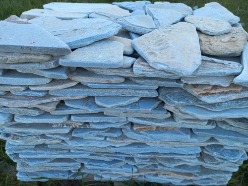 Плитняк златолит зелёный галтованный для цоколя купить в Катав-Ивановске