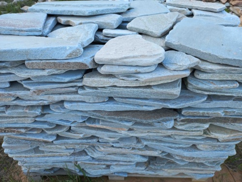 Плитняк златолит зелёный галтованный для цоколя купить в Катав-Ивановске